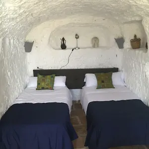 The Cave Of Dreams Bed and breakfast Baza